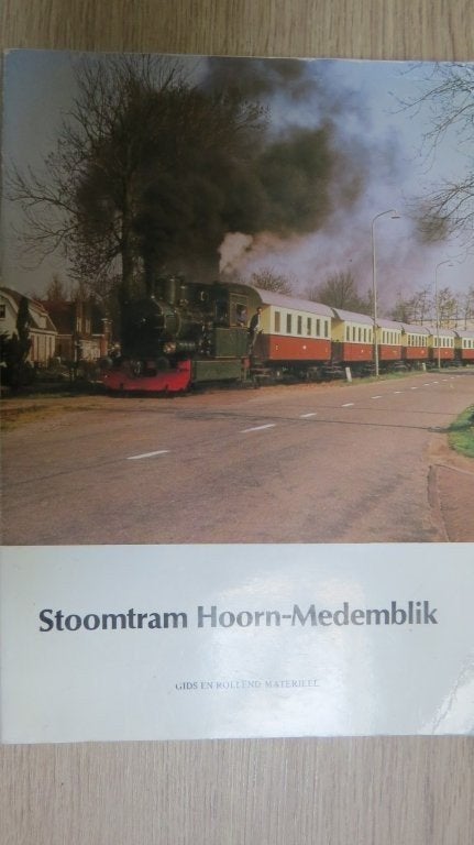 Boek: Stoomtram Hoorn-Medemblik, Noord-Holland, Ophalen of Verzenden, Zo goed als nieuw, Trein