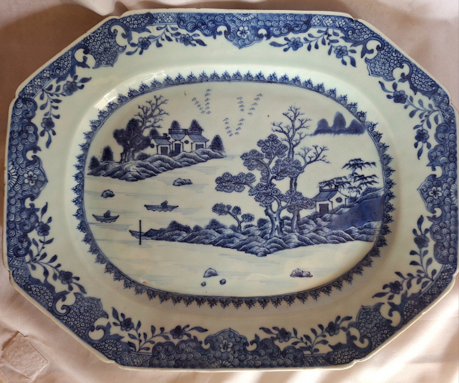 Antieke Chinese/Chinees Porseleinen Schaal, ca. 1750, Antiek en Kunst, Ophalen of Verzenden