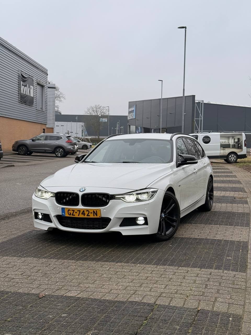 BMW 3-Serie 320d 163pk Efficientdynamics Ed. Aut 2015 Wit, Auto's, BMW, Automaat, 745 kg, Achterwielaandrijving, 4 cilinders