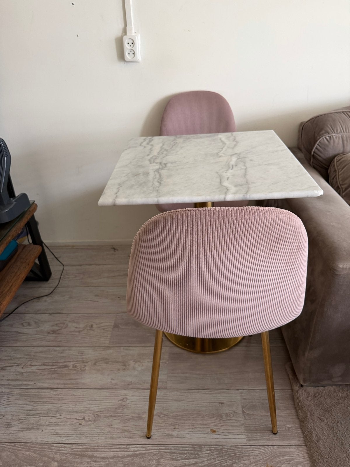 Marmeren mini eettafel met 2 roze stoelen, Ophalen, Overige materialen, Minder dan 50 cm, 100 tot 150 cm