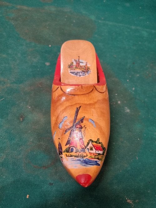 klomp met borstel om op te hangen, Ophalen of Verzenden, 'T Olde Gre-j, Info@toldegrej.nl, Endepoelstraat 20f Didam