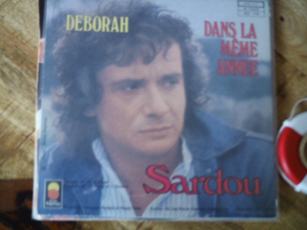 Michel Sardou - Deborah / Dans La Même Année (Vinyl) 12s, Cd's en Dvd's, 7 inch, Ophalen of Verzenden, Zo goed als nieuw, Overige typen