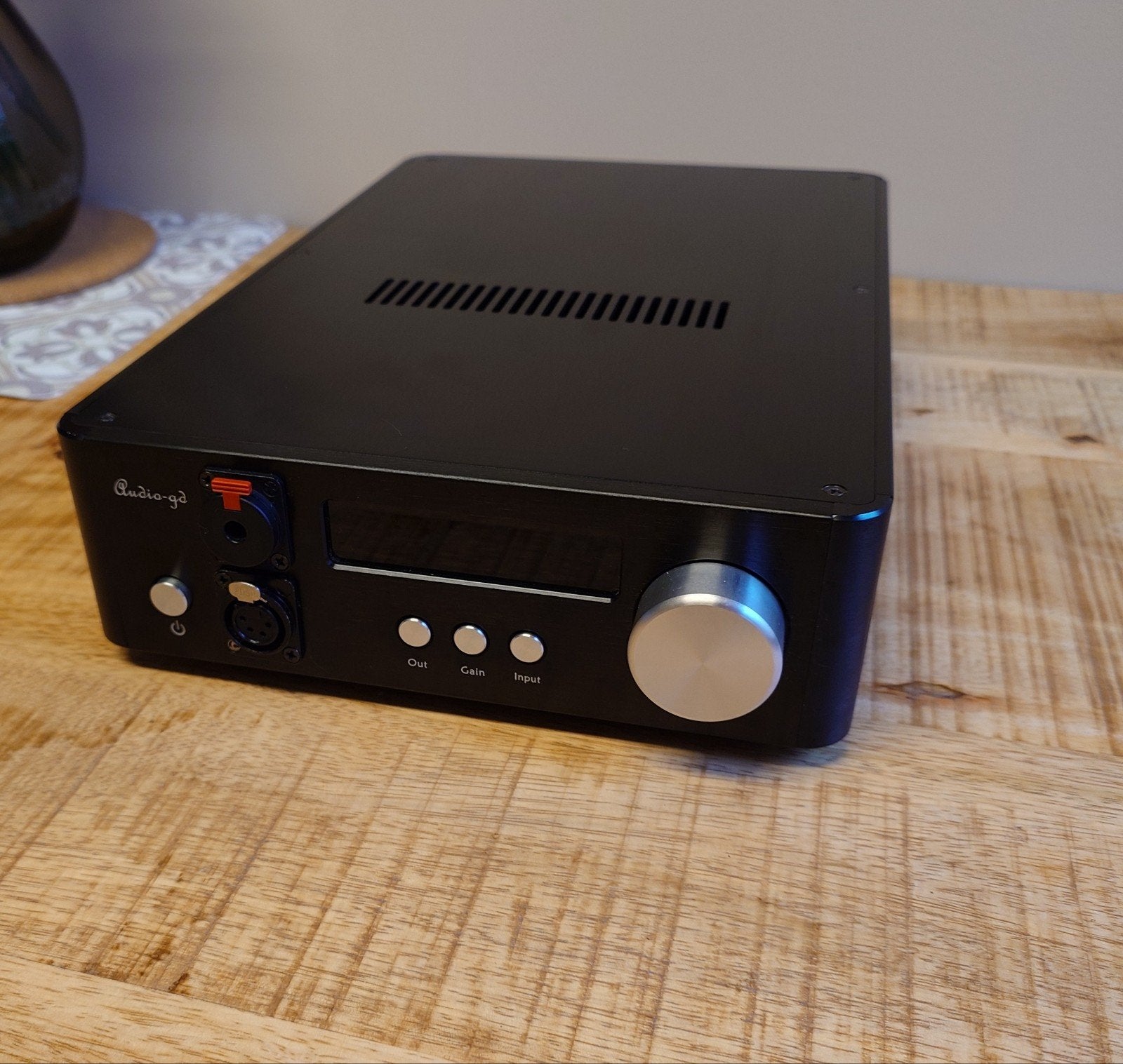 Audio-GD D28.38 NFB Accusilicon "full option" DAC / headamp, Audio, Tv en Foto, Converters, Ophalen of Verzenden, Zo goed als nieuw
