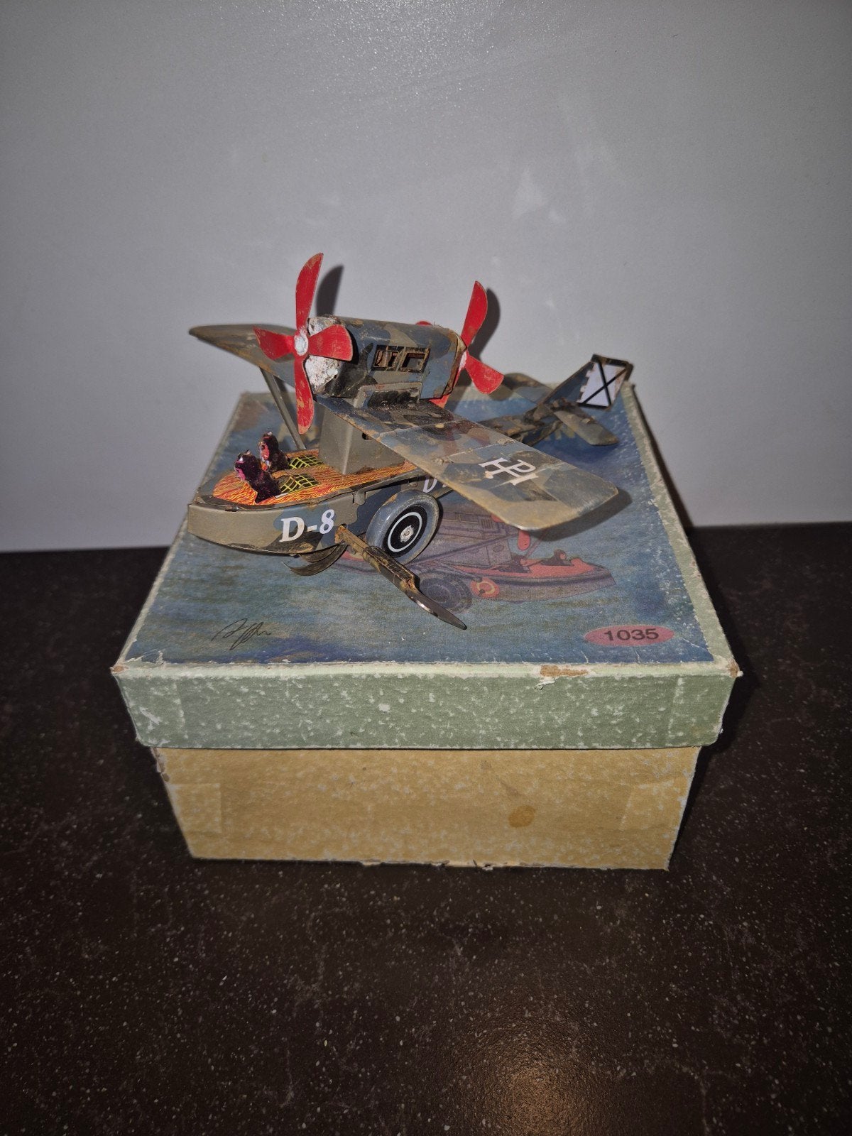 Vintage Propeller Vliegtuig Model D-8 met Originele Doos, Hobby en Vrije tijd, Gebruikt, Groter dan 1:72, Vliegtuig, Ophalen