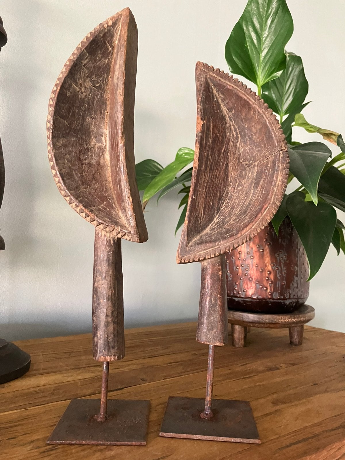 Twee ornamenten op metalen standaard, Ophalen of Verzenden