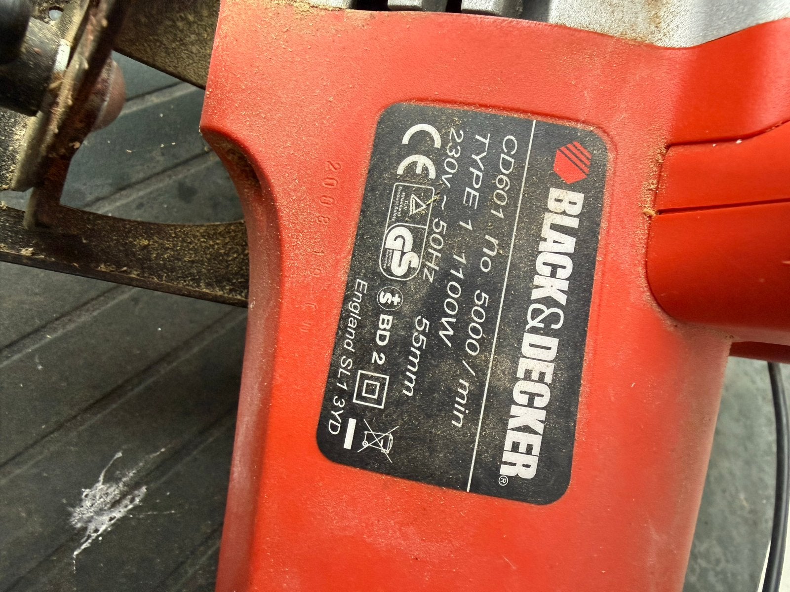 Cirkelzaag - 1100W, 55mm zaagdiepte Black & Decker CD601, Doe-het-zelf en Verbouw, Cirkelzaag, 600 tot 1200 watt, Ophalen of Verzenden