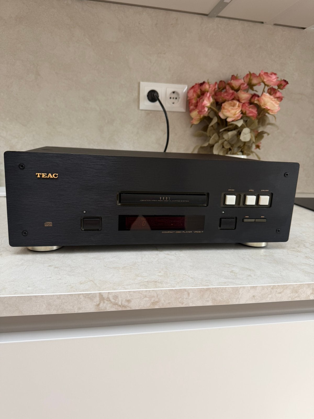 Teac VRDS-7 VRDS 7 cd-speler met remote defect, Audio, Tv en Foto, Ophalen of Verzenden, Zo goed als nieuw, Overige merken