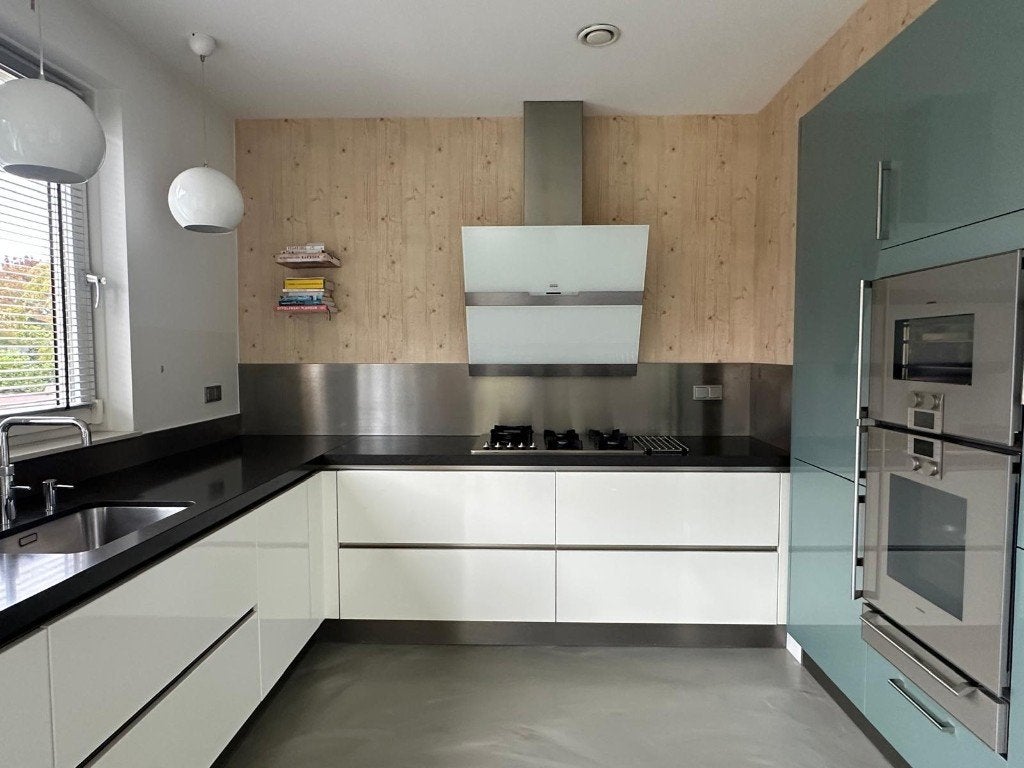 Hacker hoogglans design keuken wit/blauw, Ophalen, Gebruikt, U-keuken, Wit