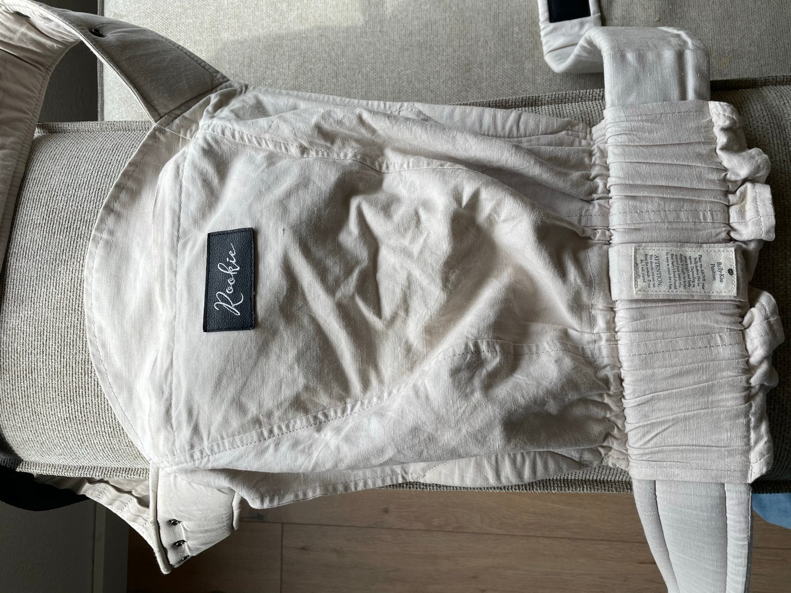 Rookie Baby Premium Draagzak Beige, Ophalen, Zo goed als nieuw, Draagzak, Overige merken