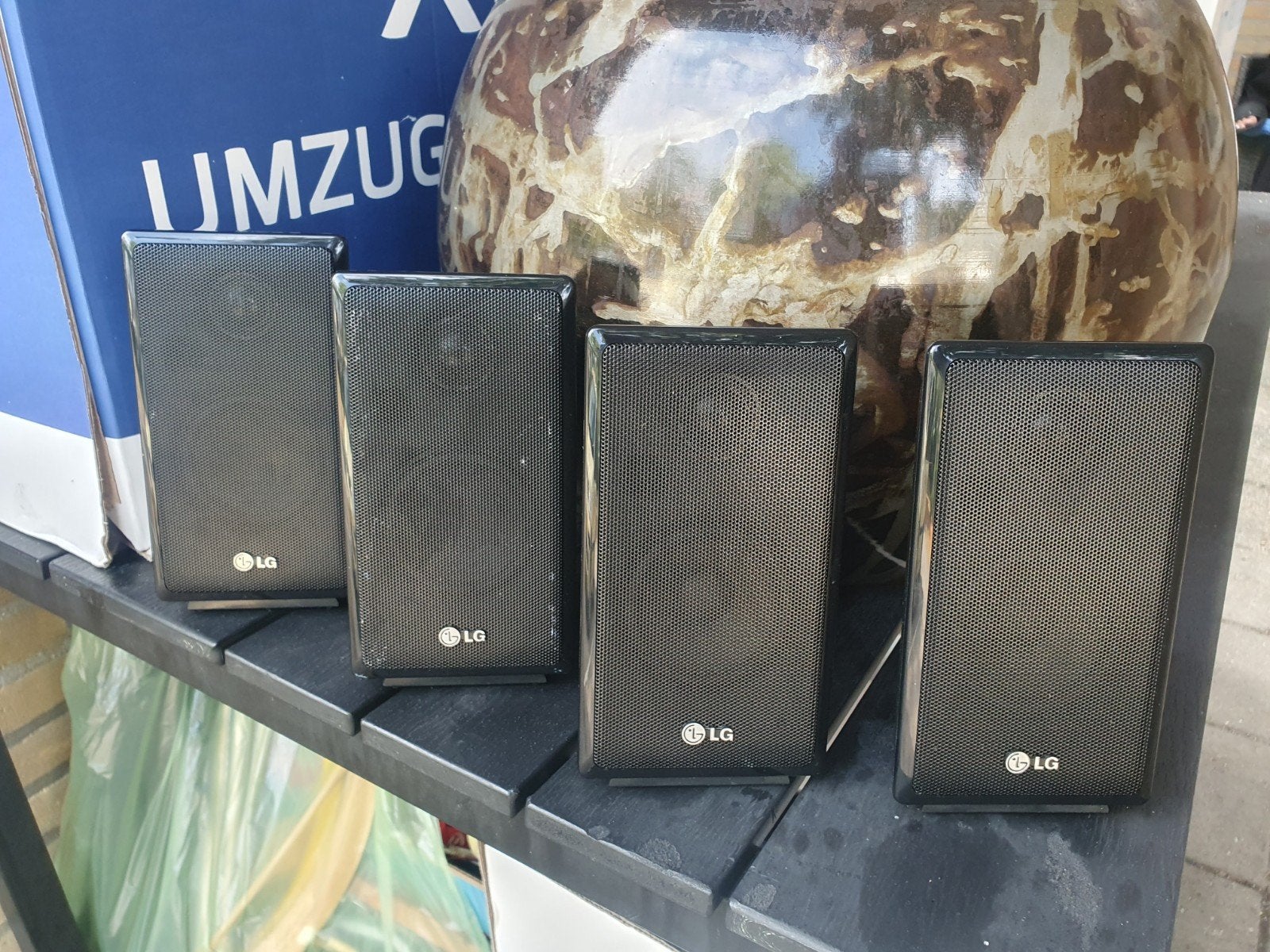 4 x LG surround speakers, Ophalen of Verzenden, Overige merken