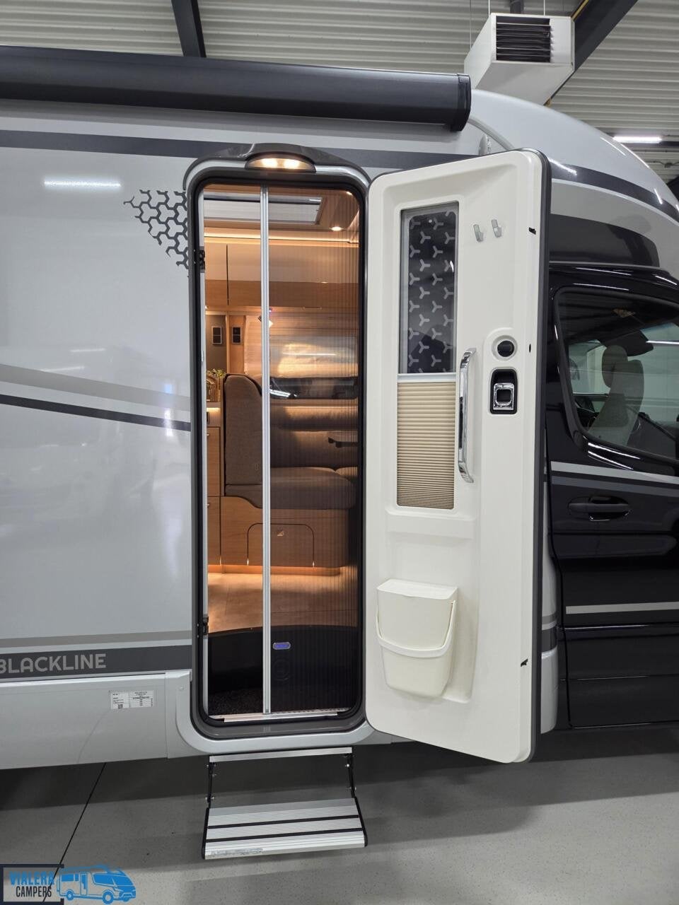 Hymer BMC-T 600 Blackline*2025*Nieuwstaat* Vol opties, Automaat, 7 tot 8 meter, Bedrijf, Diesel