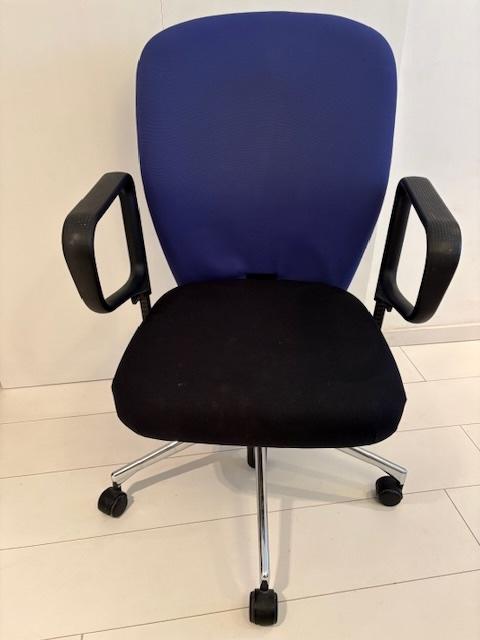 Vitra T-chair bureaustoel, Ophalen, Zo goed als nieuw, Zwart, Bureaustoel