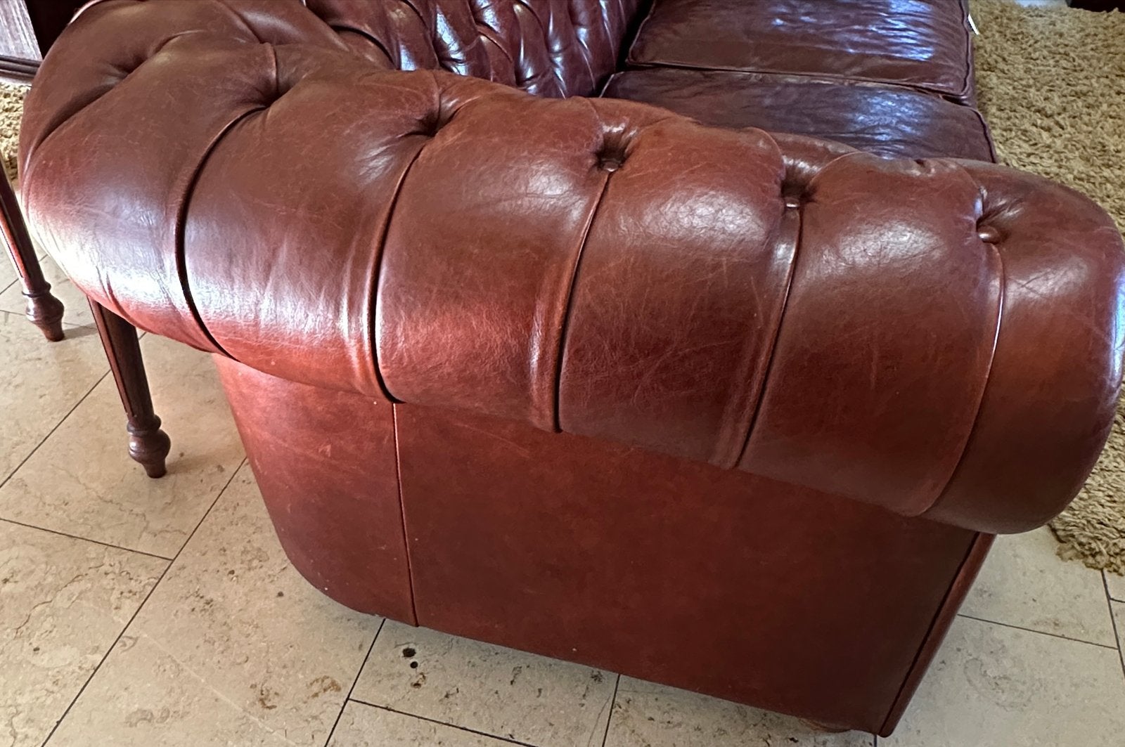 Lederen Chesterfield Bank - Klassiek en Comfortabel, Gebruikt, Chesterfield, Driepersoons, Ophalen of Verzenden