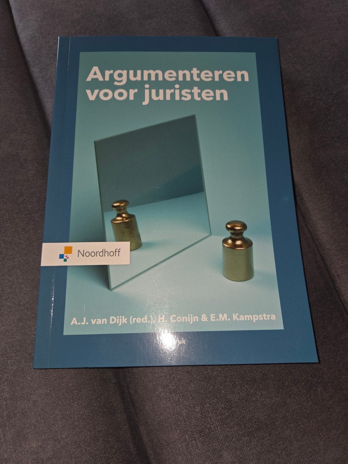 Argumenteren voor juristen - Noordhoff, A.J. van Dijk (red.), H. Conijn & E.M. Kampstra, Zo goed als nieuw, Gamma, HBO
