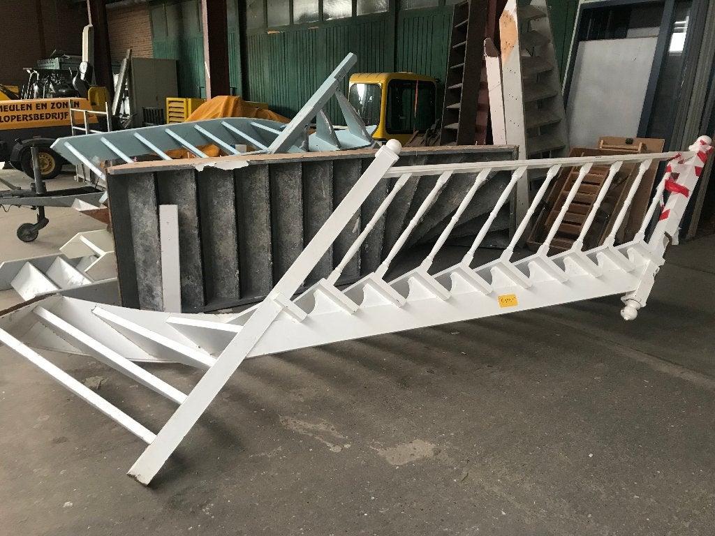 Diverse mooie gebruikte trappen., Ophalen, Gebruikt, Trap, 2 tot 4 meter