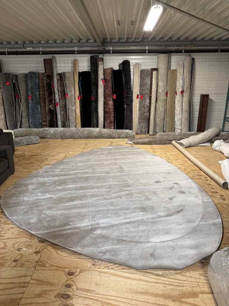Vloerkleed Piazza 2 l Whoon | Room108 l van €2744 voor €999, Ophalen, Gebruikt, 200 cm of meer, 200 cm of meer