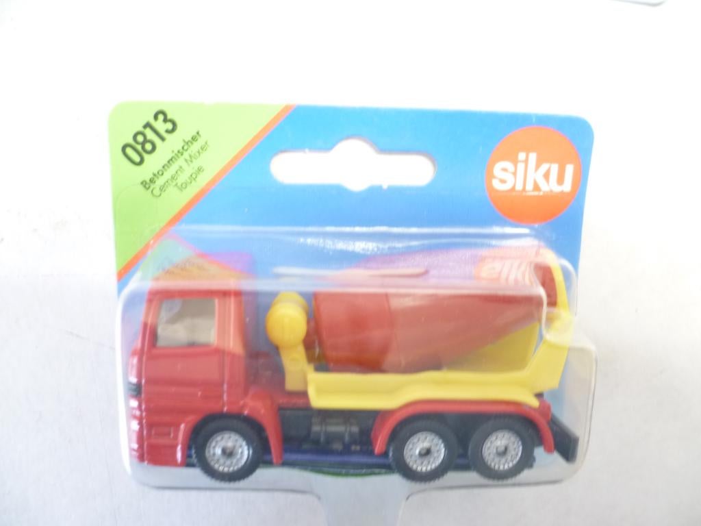 Siku 0813 Mercedes vrachtauto Betonmixer nieuw in blister, Ophalen of Verzenden, Nieuw, Auto
