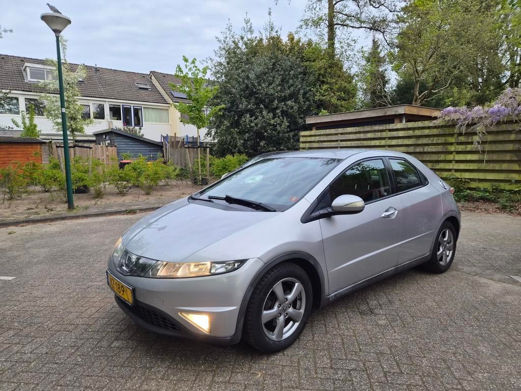Honda Civic 1.4 I 5DR 2006 Grijs, Auto's, Honda, Particulier, Civic, ABS, Airbags, Airconditioning, Alarm, Automatische klimaatregeling