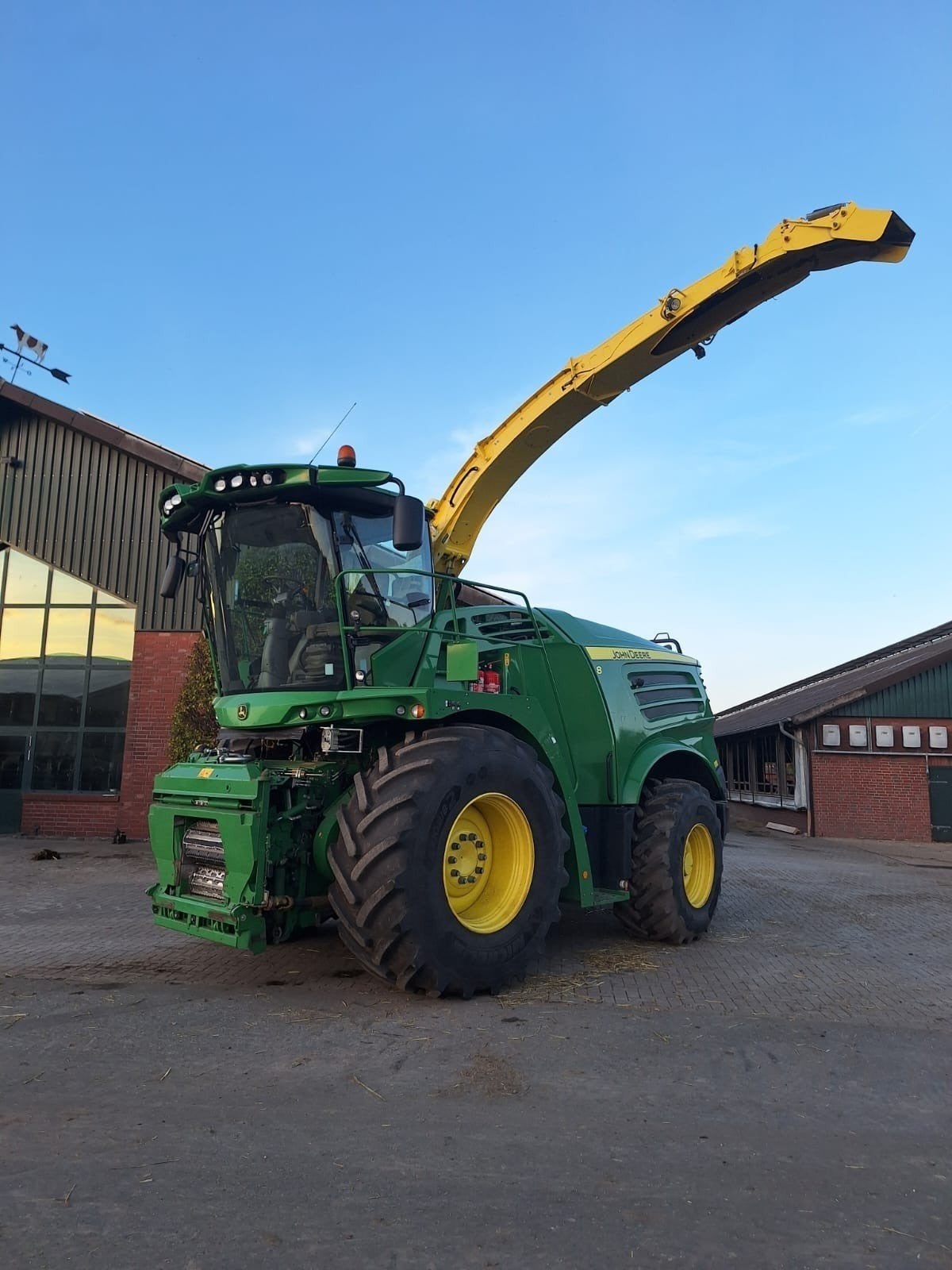 John Deere 8300 2021,1007hakseluren, Hakselaar,Maishakselaar, Ophalen, Gebruikt, John Deere, Tot 2500