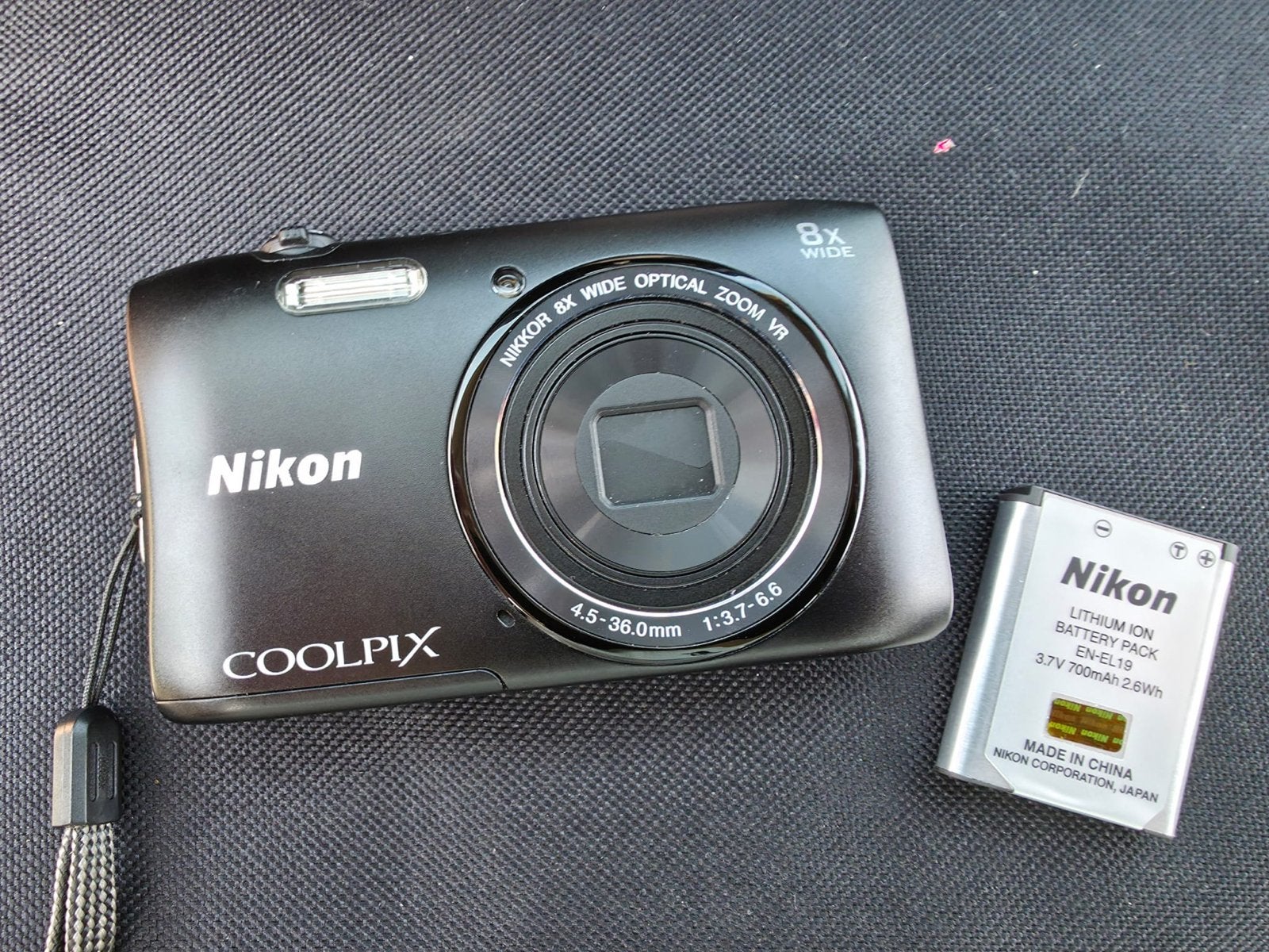 Nikon Coolpix S3600 Compactcamera - Zo goed als nieuw, Audio, Tv en Foto, Fotocamera's Digitaal, Ingebouwde flitser, Ophalen of Verzenden
