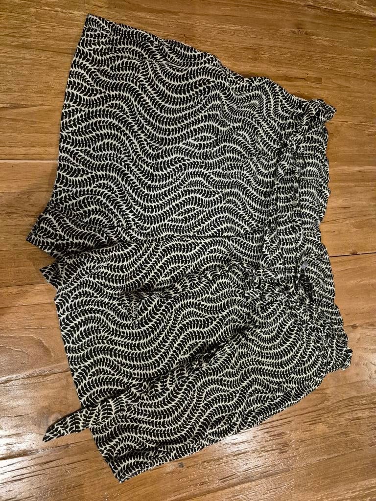 Grensje Zwart-witte Short met Patroon - Maat M/38, Ophalen of Verzenden