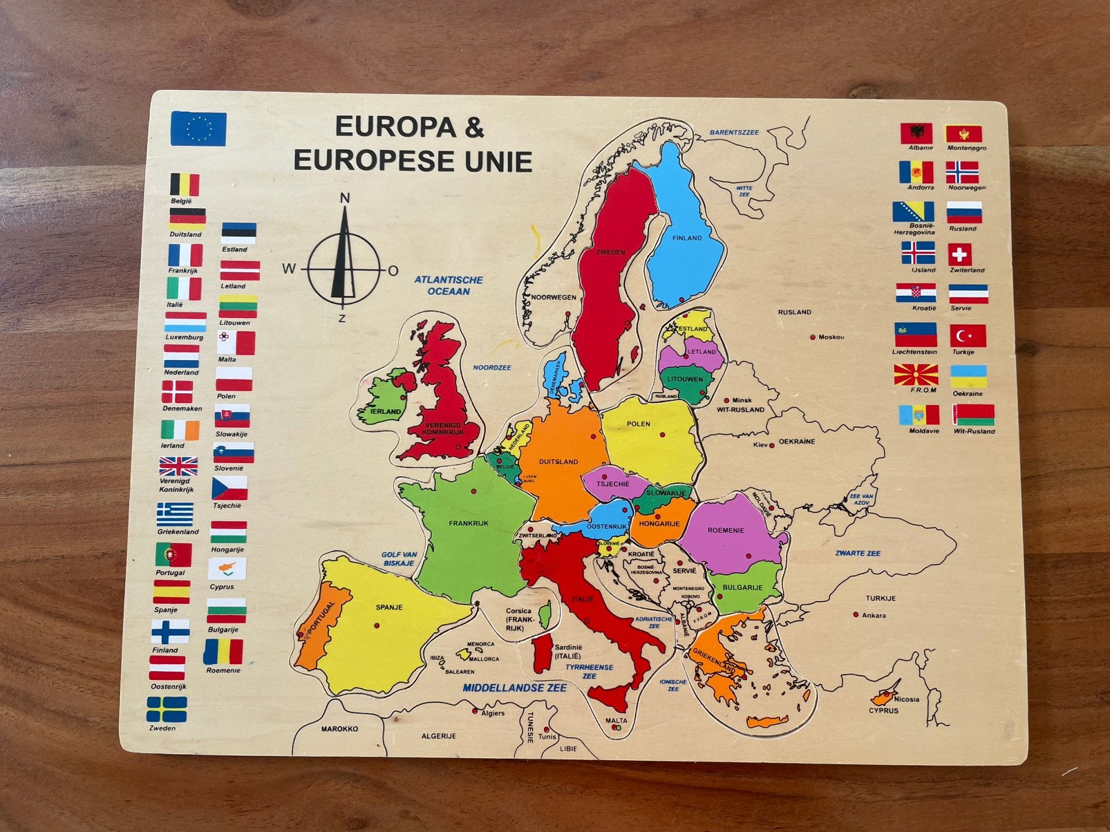 Puzzle van Europa & Europese Unie, CHARL’S TOYS, Ophalen, 2 tot 4 jaar, Gebruikt, 10 tot 50 stukjes
