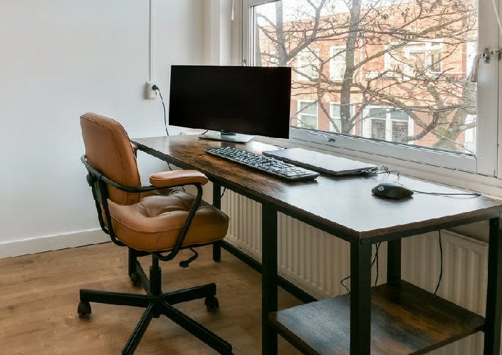 Modern Industrieel Desk - Chair - Scandinavian shelves, Ophalen, Hout, Bruin, Zo goed als nieuw