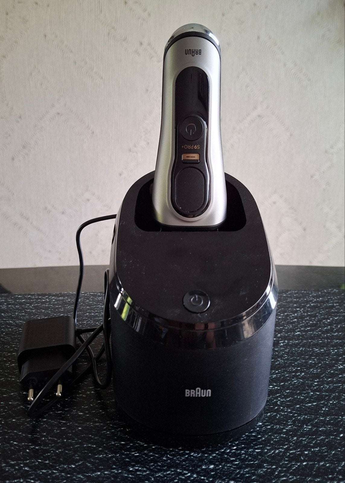 Braun reinigingsstation serie 8 / 9 (zo goed als nieuw), Witgoed en Apparatuur, Persoonlijke-verzorgingsapparatuur, Ophalen of Verzenden