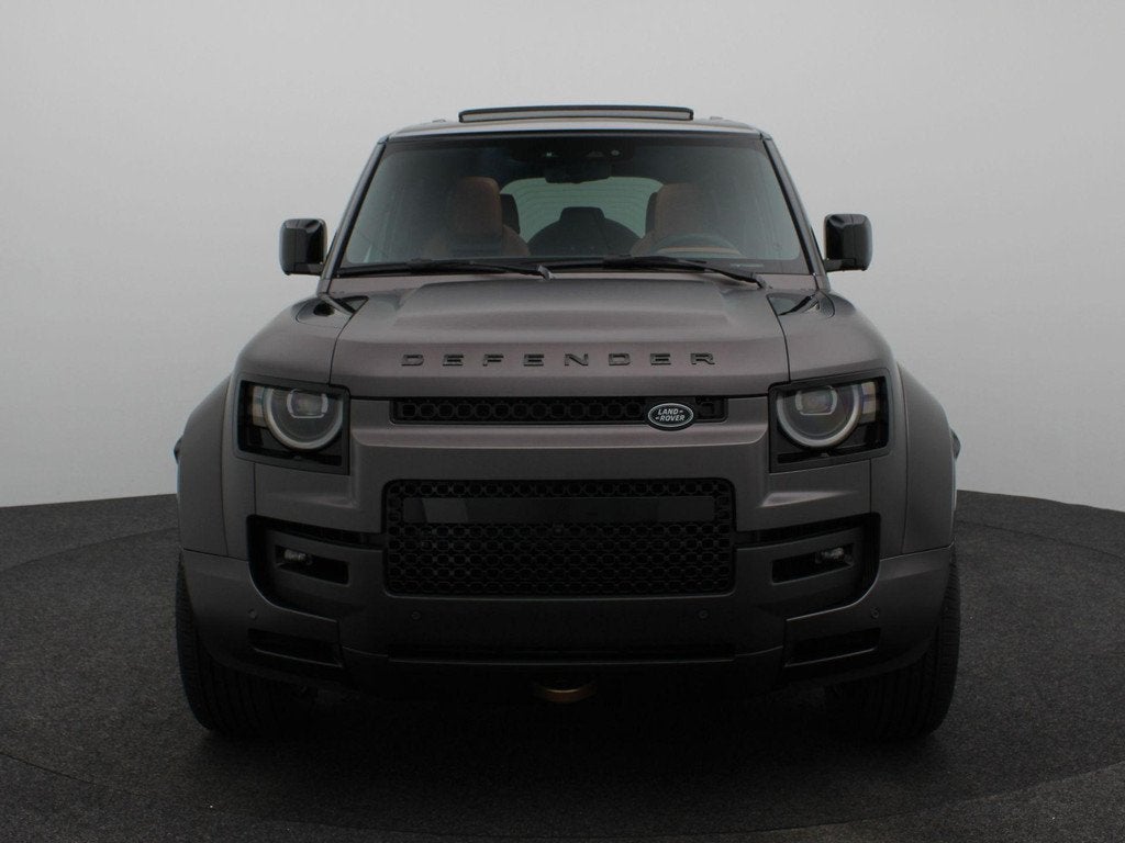 Land Rover Defender 110 4.4 P635 110 Octa | Matte Protective, Auto's, Land Rover, Automaat, Stof, 4395 cc, 2585 kg