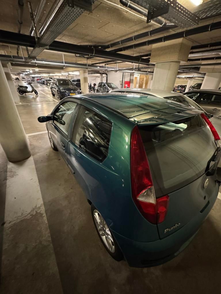 Fiat Punto 1.2 16V 3DR 2005 Groen, Auto's, Fiat, Voorwielaandrijving, 4 cilinders, 400 kg, Origineel Nederlands