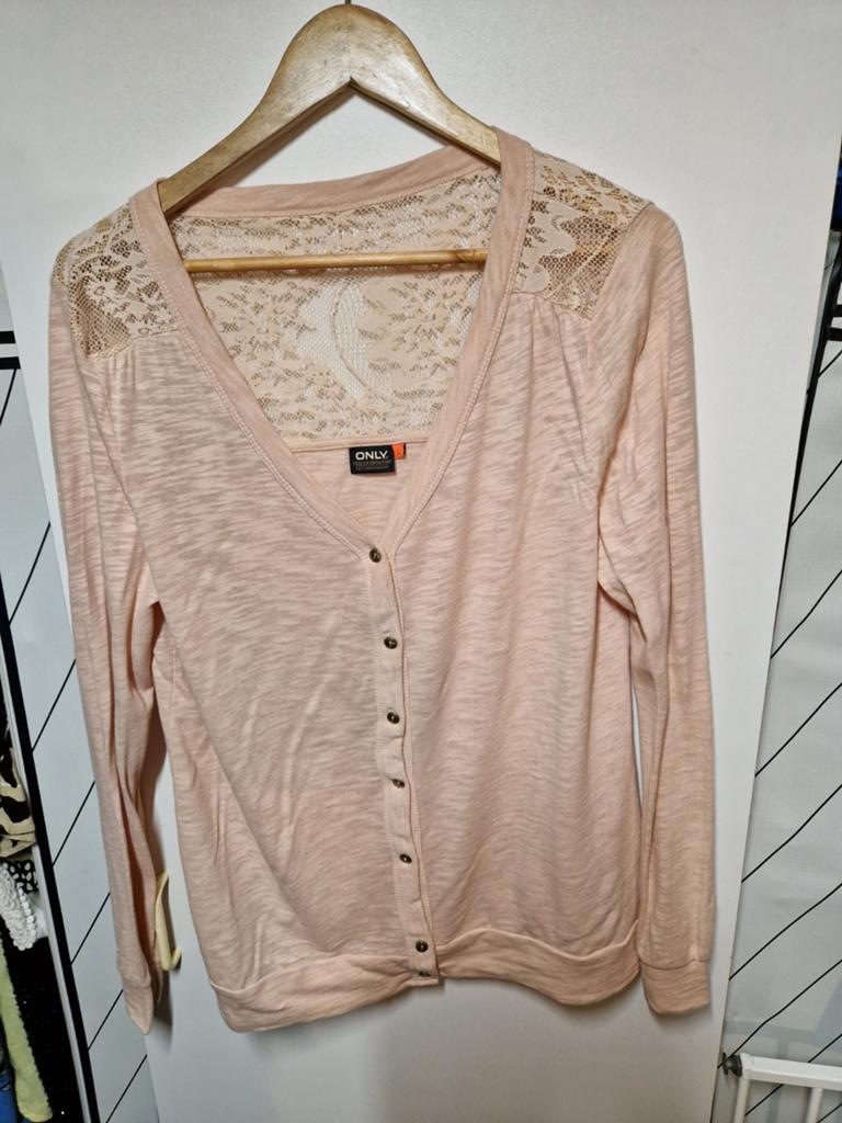 ONLY ZALMROZE FIJN GEBREID VEST MET ACHTER KANT MAAT L, Kleding | Dames, Truien en Vesten, Maat 38/40 (M), Only, Nieuw, Ophalen of Verzenden