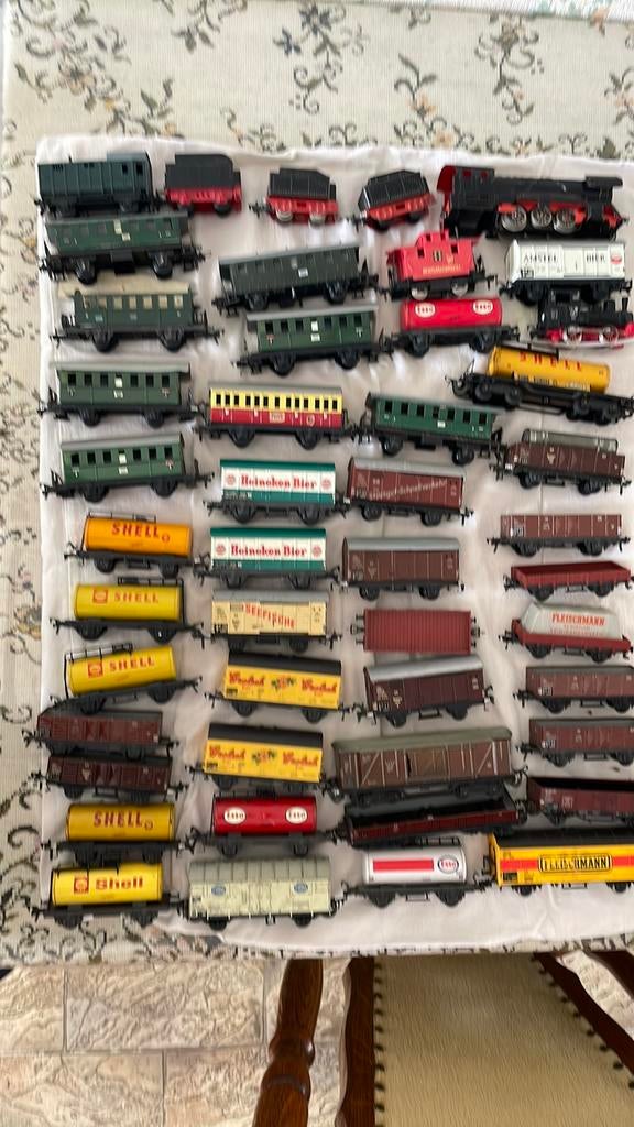 Metalen wagons € 75,00, zie beschrijving, Hobby en Vrije tijd, Modeltreinen | H0, Overige merken, Gebruikt, Gelijkstroom, Wagon