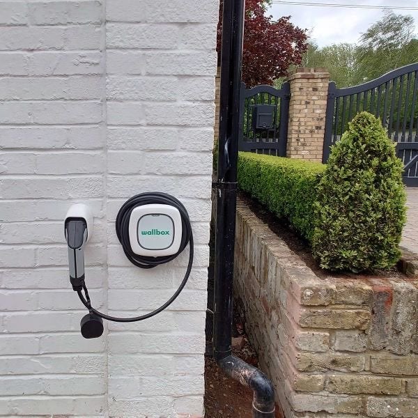 Laadpaal installeren vanaf €495 | WMF Services