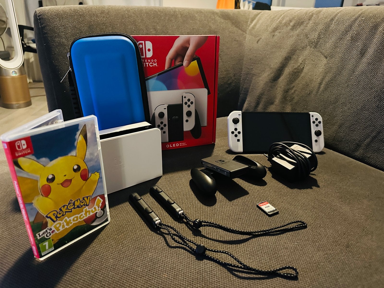 Nintendo switch Oled met acc.& spel, Zo goed als nieuw, Met harde schijf, Met 1 controller, Switch OLED