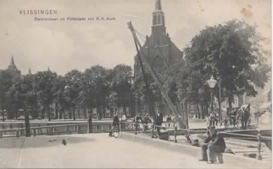 Vlissingen Steenenbeer en Pottekade met R. K. Kerk, Verzenden, Voor 1920, Gelopen, Zeeland