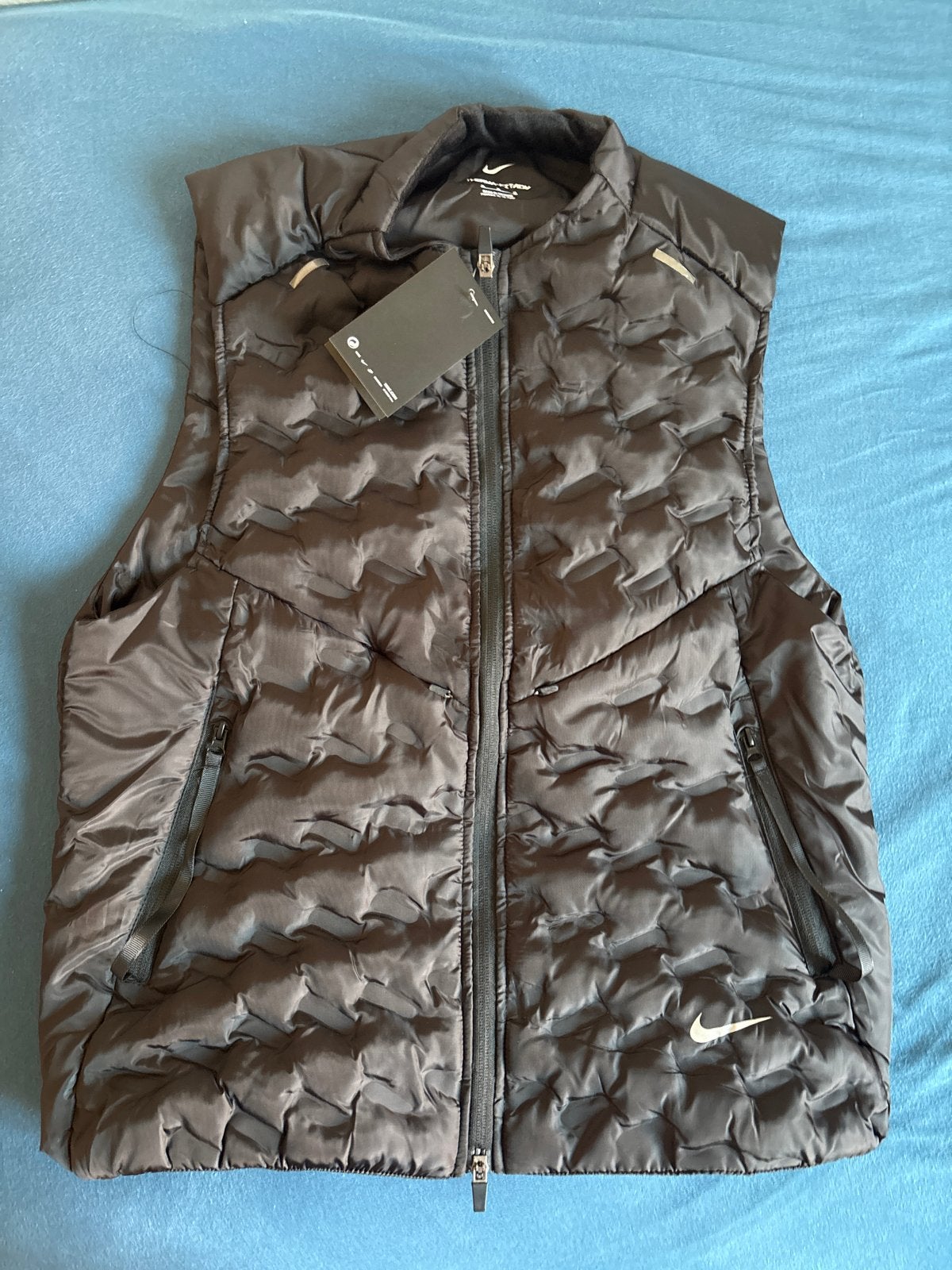 Nike hardloop bodywarmer - Zwart - Nieuw met kaartjes, Maat 48/50 (M), Zwart, Nieuw, Ophalen of Verzenden