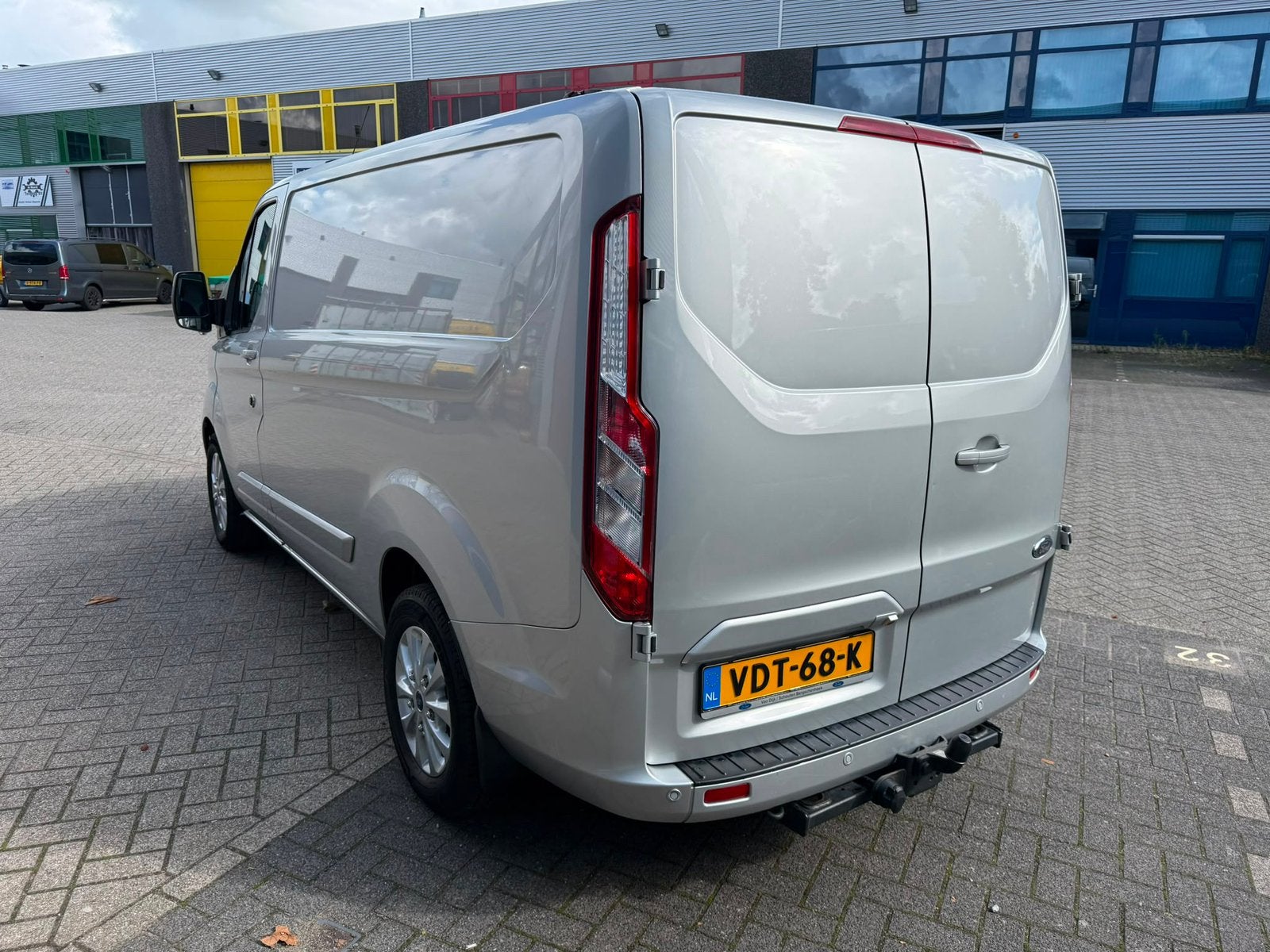 Ford Transit Custom GB 2.0 Tdci 130PK 280 L1h1 2020 Grijs, Voorwielaandrijving, 1995 cc, 1836 kg, 4 cilinders