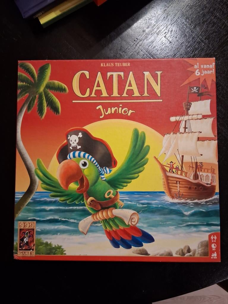 Catan Junior - Het populaire bordspel voor jonge piraten, Drie of vier spelers, Ophalen of Verzenden, Zo goed als nieuw, 999 Games