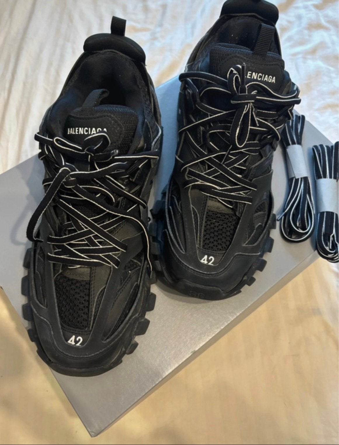 Balenciaga track 42, Ophalen of Verzenden, Nieuw, Zwart