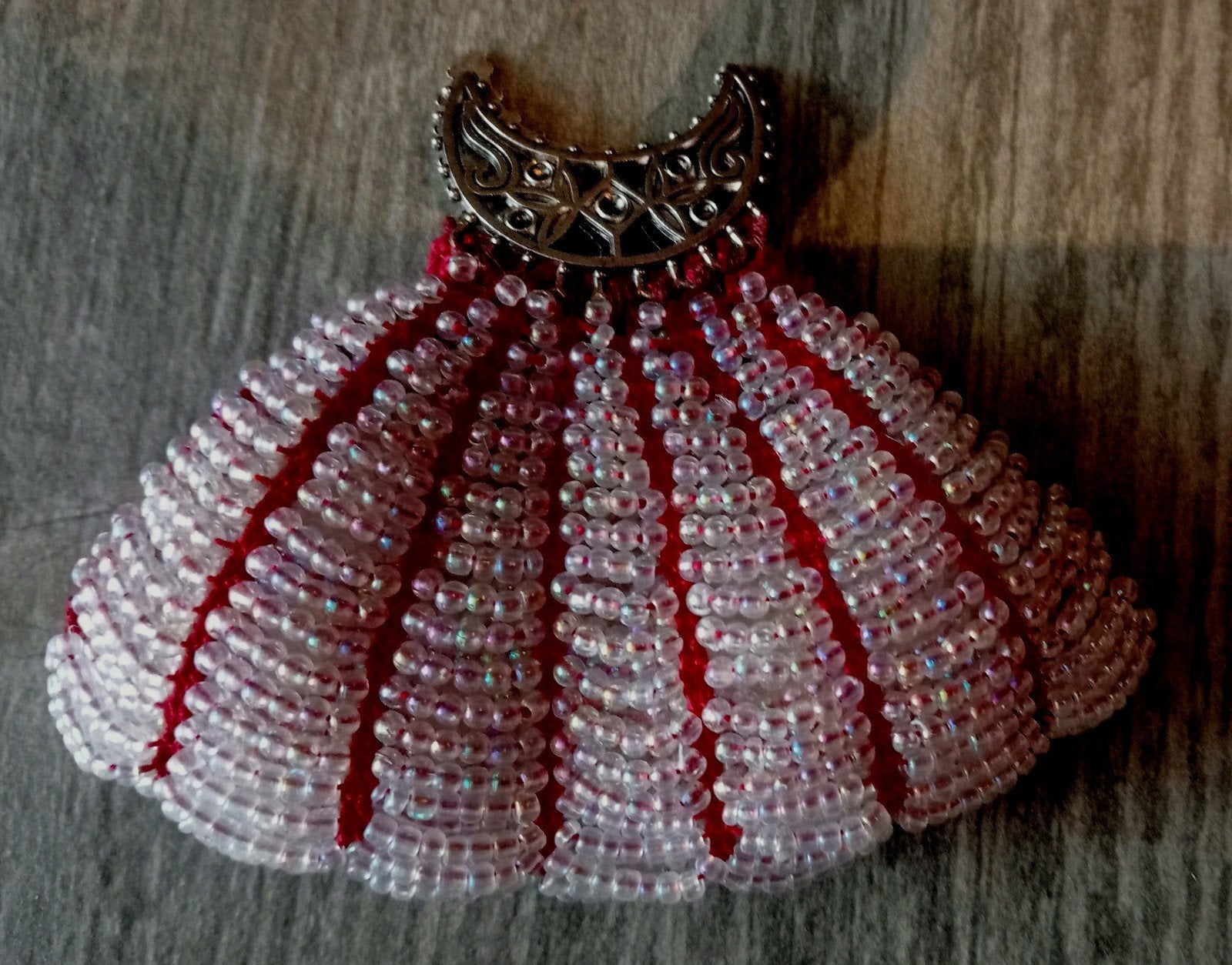 Kralen Beursje - Rood met Witte Kraaltjes, Overige materialen, Ophalen of Verzenden, Zo goed als nieuw, Rood