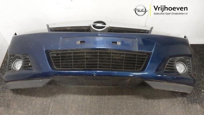 Voorbumper van een Opel Tigra (Tigra 05-) (Z21B), Gebruikt, -, -, Opel
