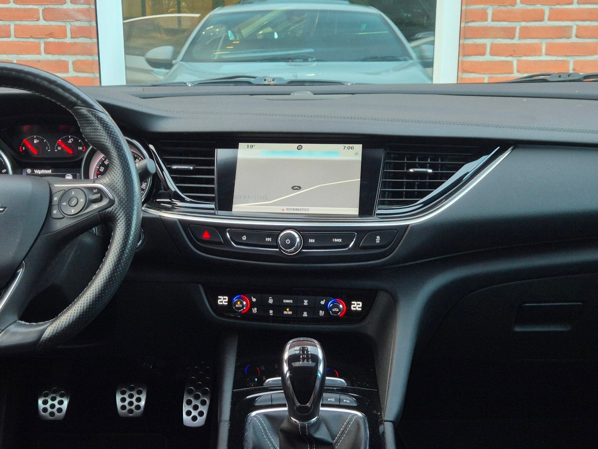 Opel Insignia Grand Sport 1.5 Turbo Business Executive OPC L, Voorwielaandrijving, Gebruikt, 4 cilinders, Wit