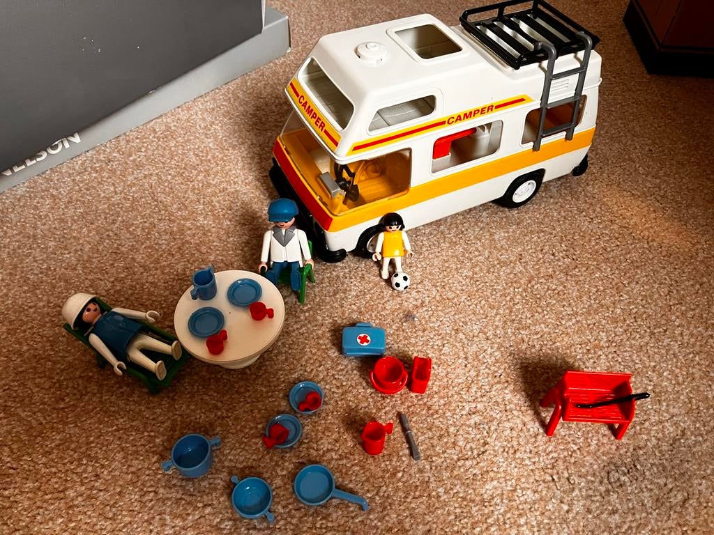 Vintage Playmobil Camper met figuren en accessoires, Ophalen of Verzenden, Gebruikt