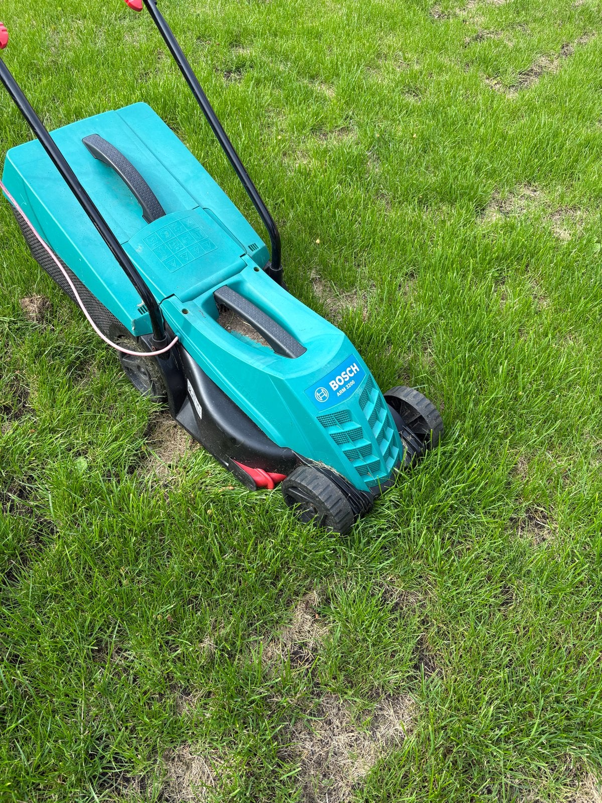 Bosch ARM 3200 Elektrische Grasmaaier, Ophalen, Cirkelmaaier, Elektrische grasmaaier, Zo goed als nieuw