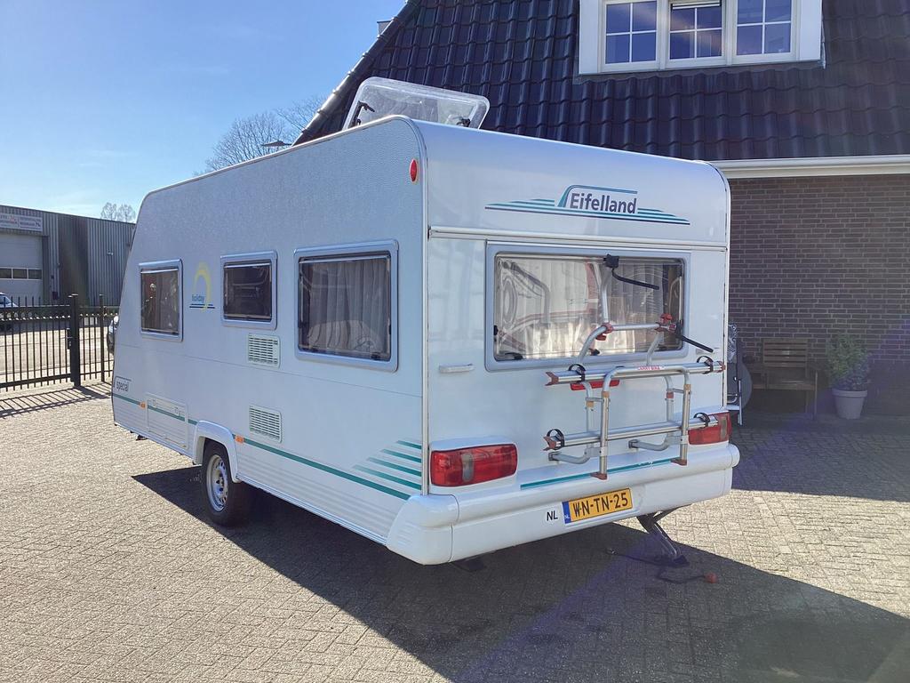 Caravan Eifelland E450 Holiday Bj. 2004 Mover/Luifel/Rondzit, Caravans en Kamperen, Caravans, Particulier, tot en met 4, 750 - 1000 kg