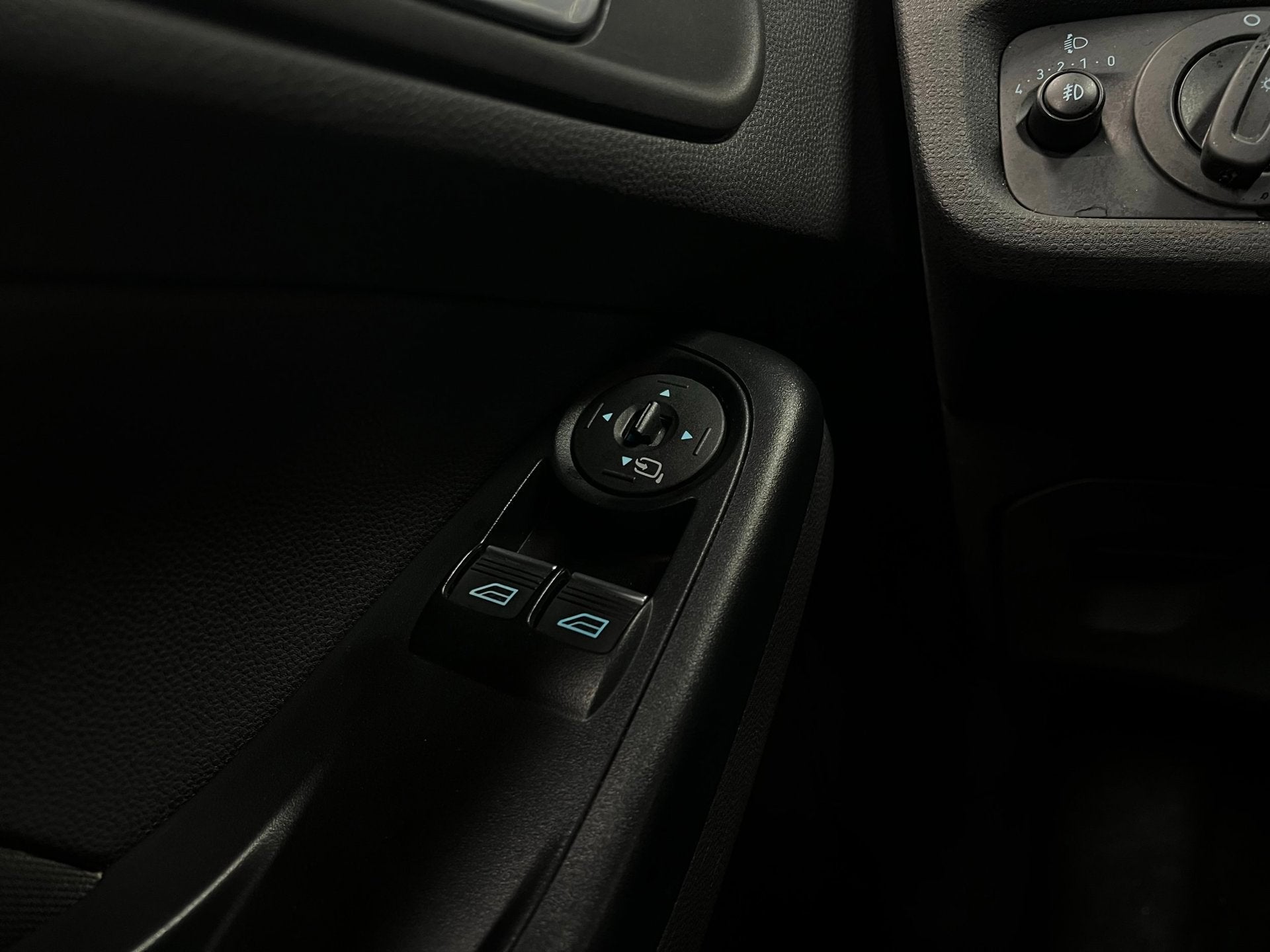 Foto 17 van Ford Fiesta 1.0 Airco | Parkeersensoren | Led