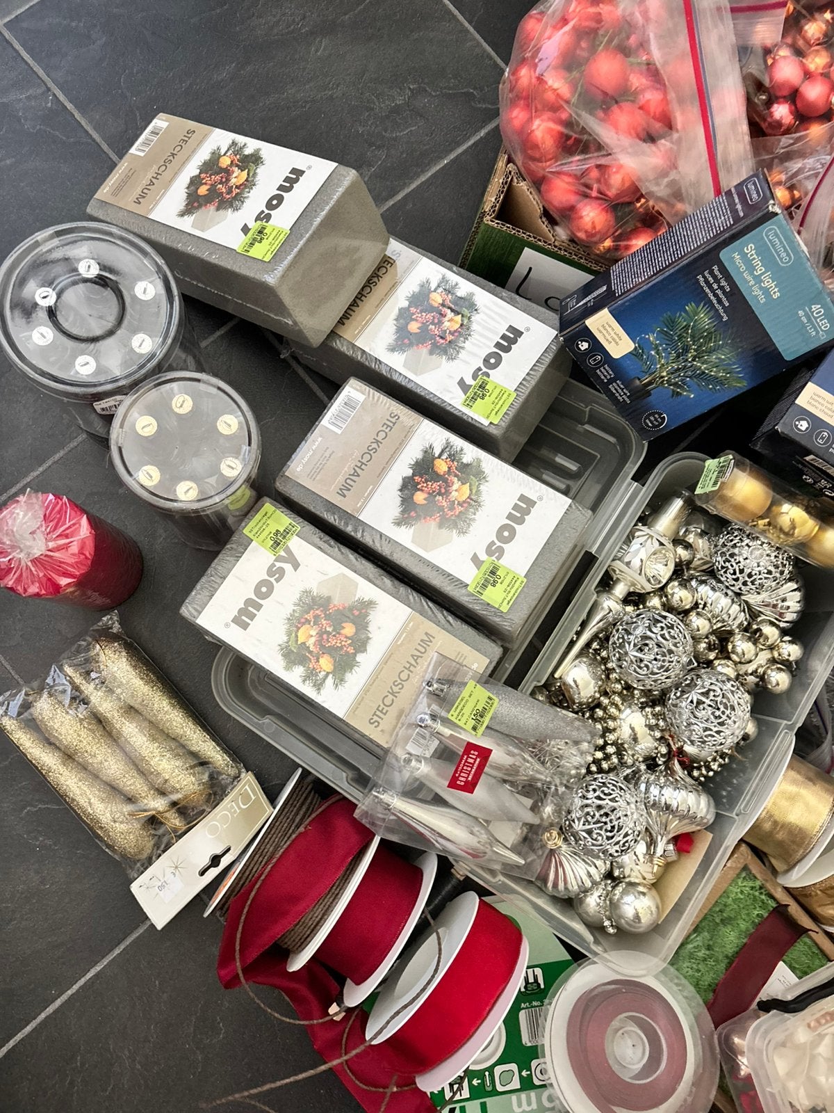 Kerstspullen kerstbakjes maken ballen etc, Diversen, Kerst, Ophalen, Zo goed als nieuw