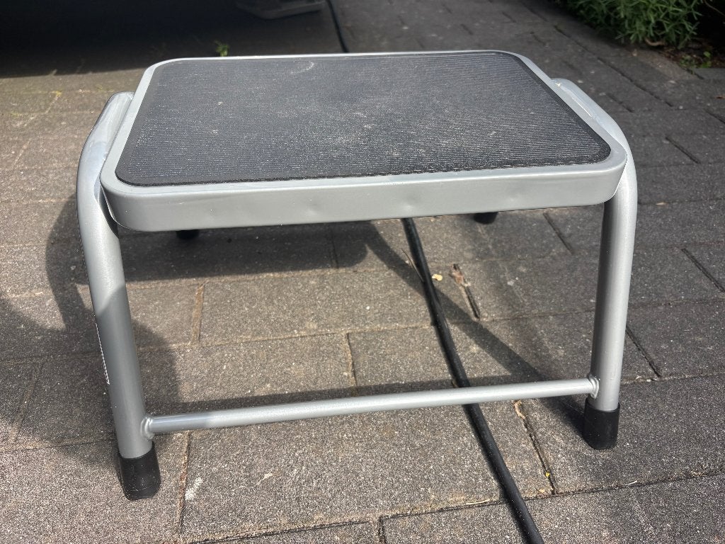 Caravan trapje, Ophalen, Zo goed als nieuw