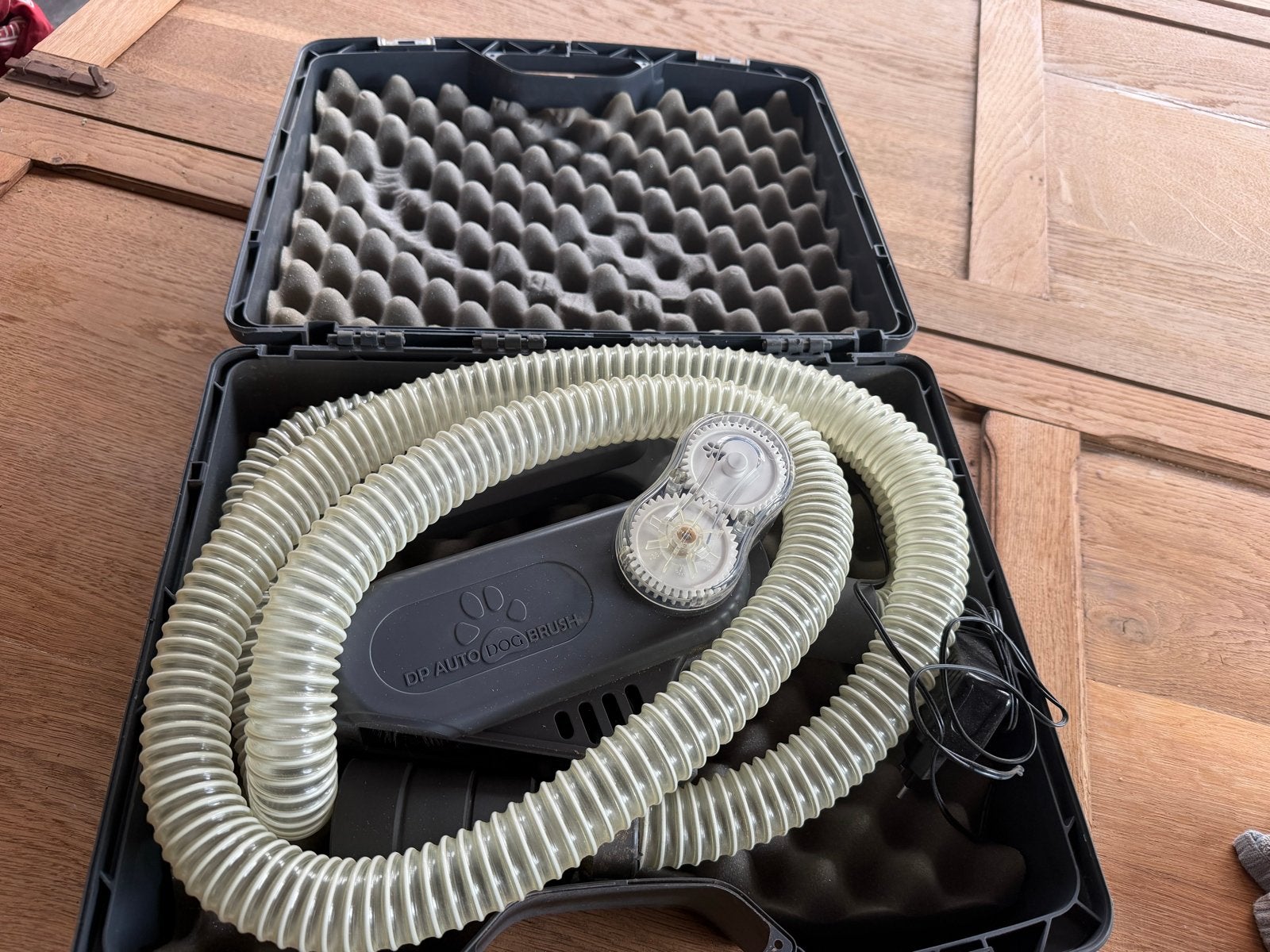 DP Auto Dog Brush – automatische hondenborstel+stofzuig, Dieren en Toebehoren, Ophalen of Verzenden