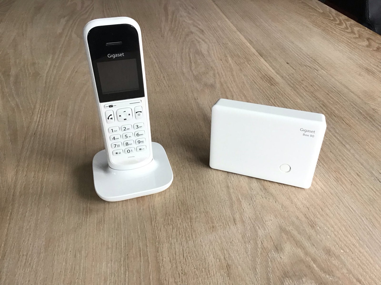 Gigaset draadloze telefoon met basisstation, Telecommunicatie, Ophalen, Zo goed als nieuw, 1 handset
